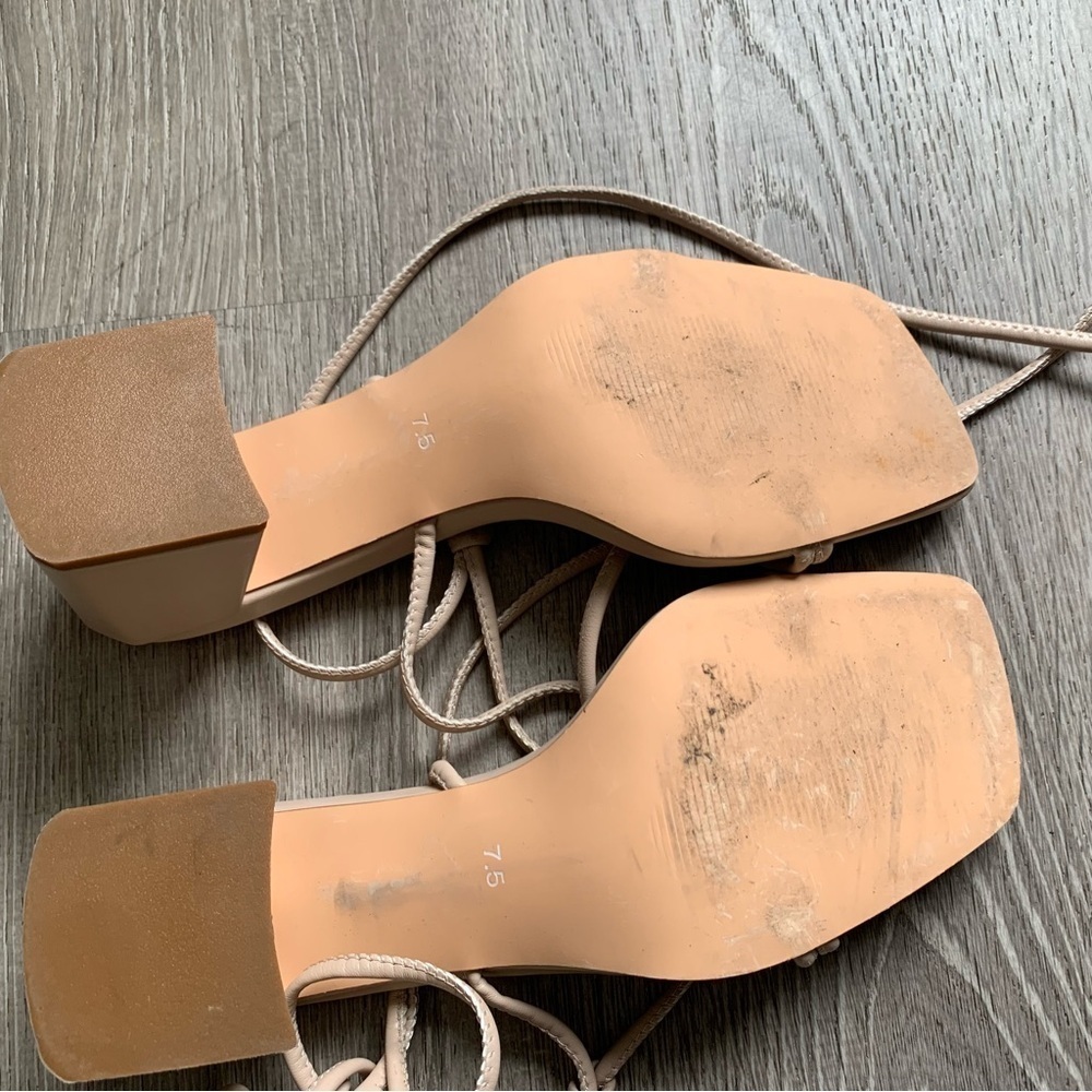 CREAM STRAPPY HEEL SANDALS - Picture 8 of 8